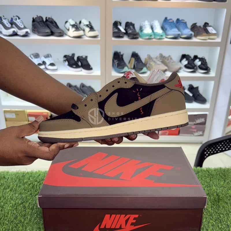 Travis Scott Jordan 1 Retro Low OG Mocha OEM grade