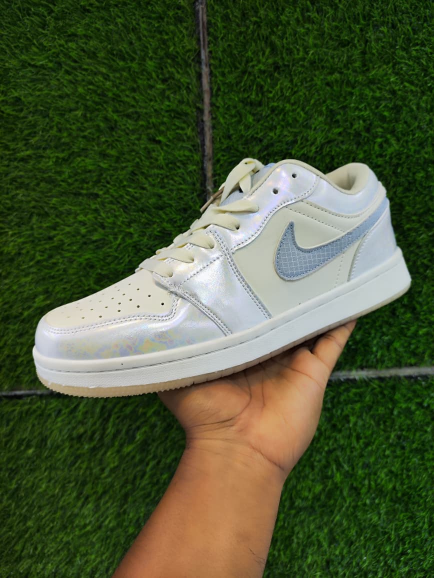 Air Jordan 1 Low SE Year of the Snake