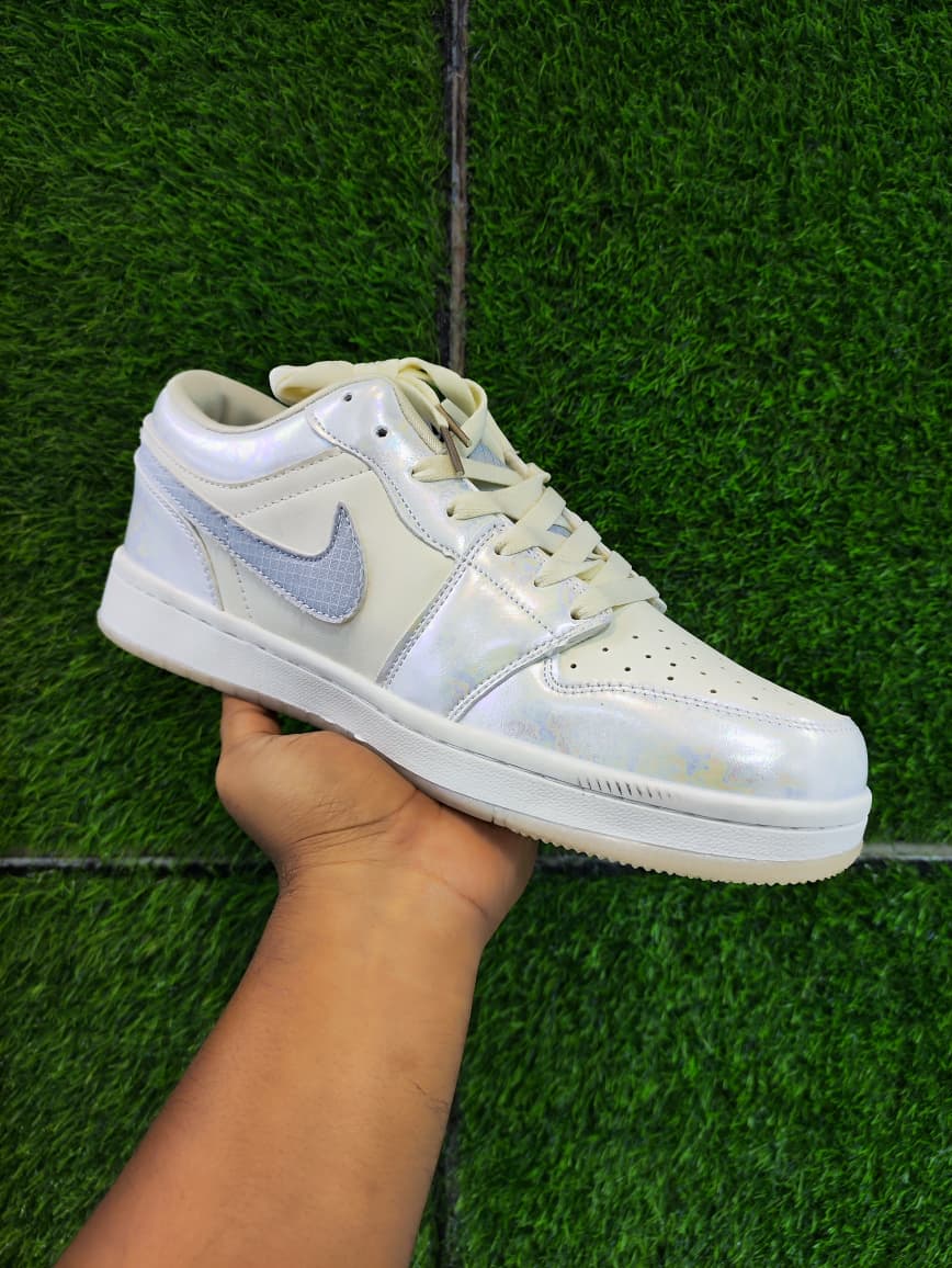 Air Jordan 1 Low SE Year of the Snake