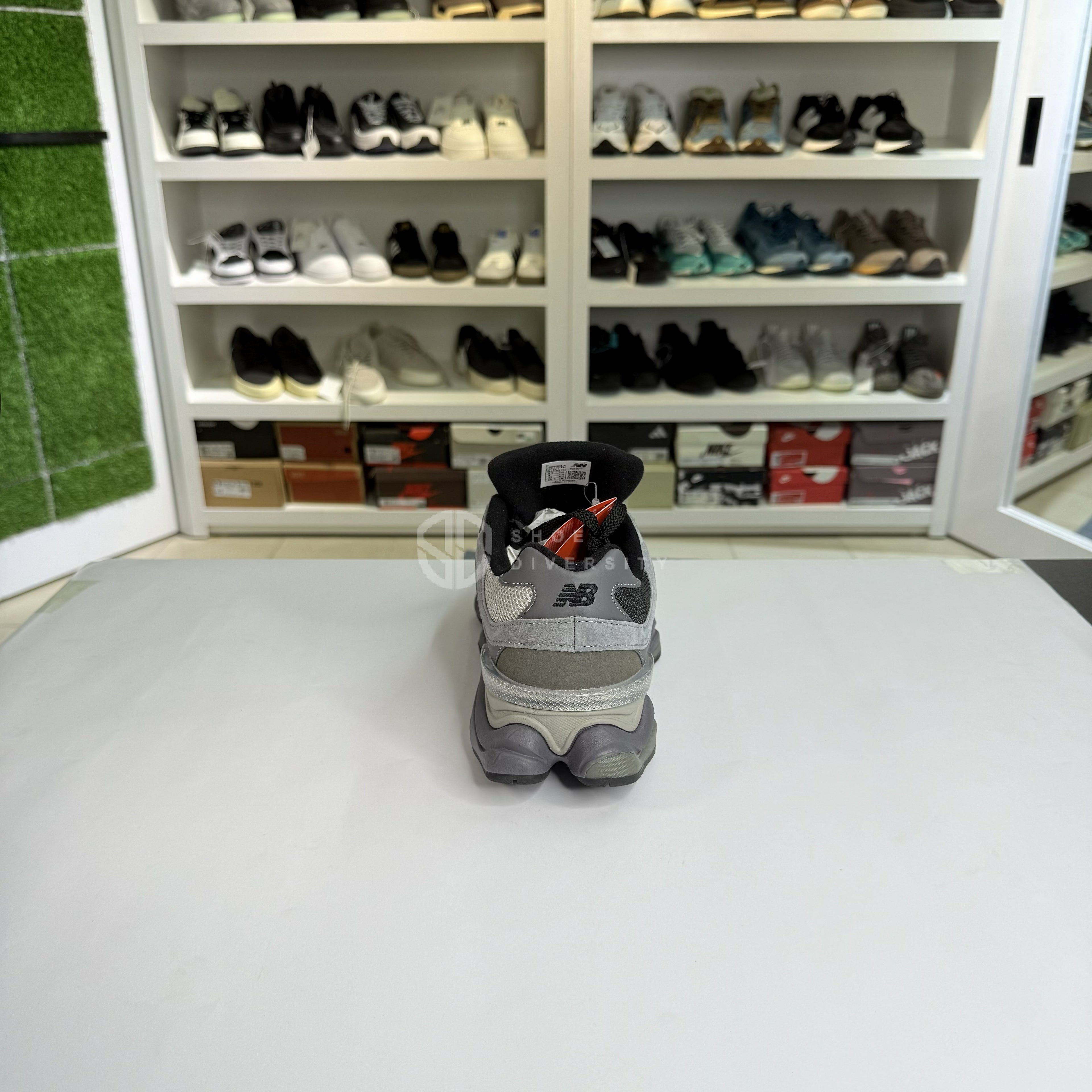 NB 9060 Black Castlerock Grey OEM Grade