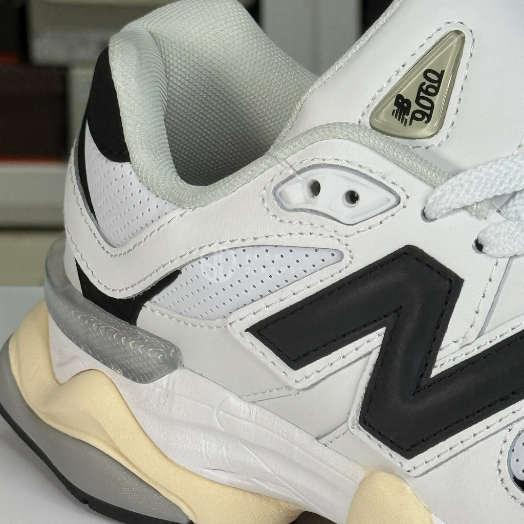 NB 9060 White Black OEM Grade