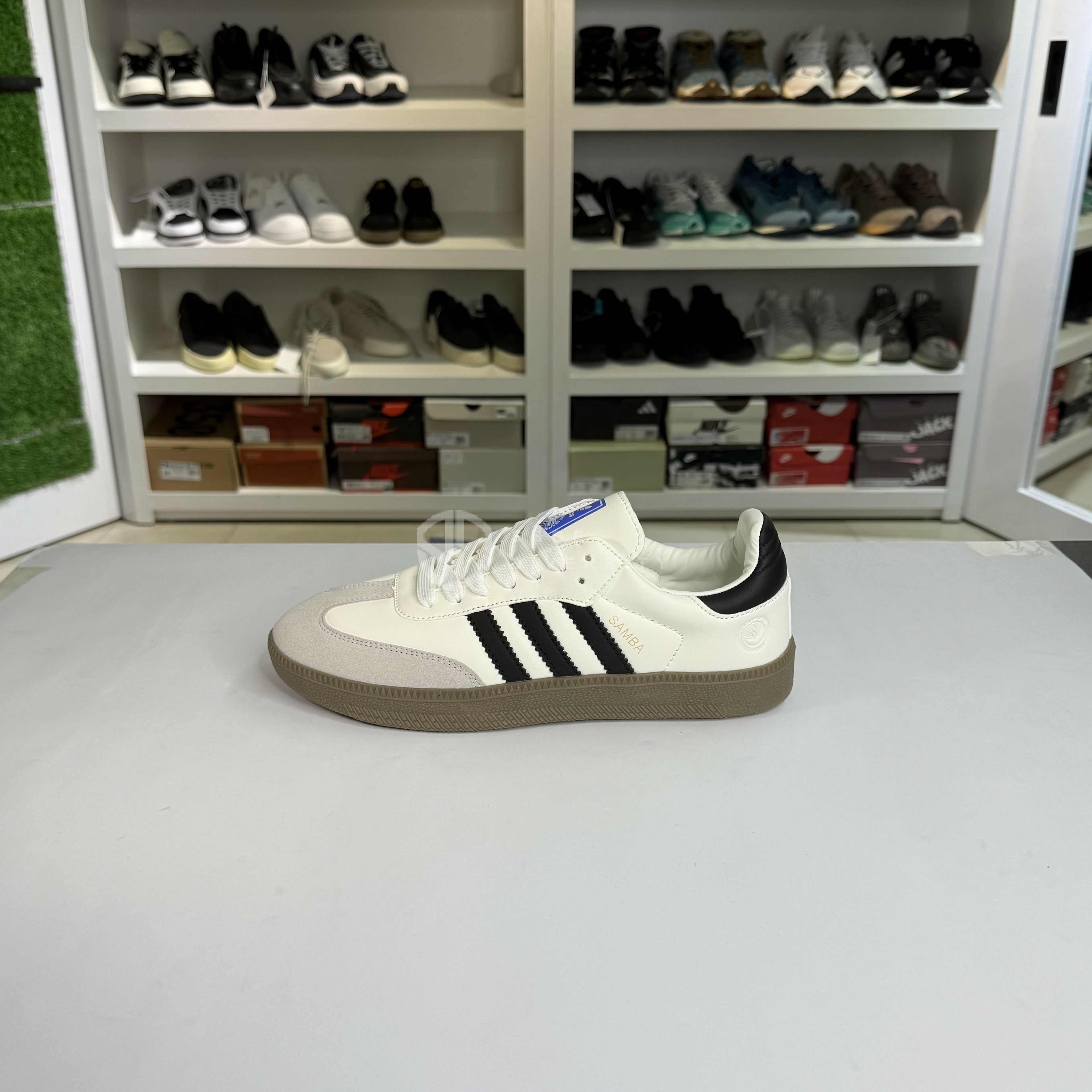 Samba Cloud White OEM Grade