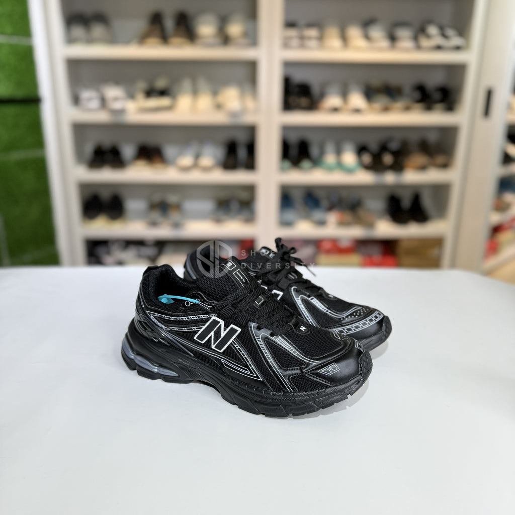 NB 1906R Black Silver OEM Grade