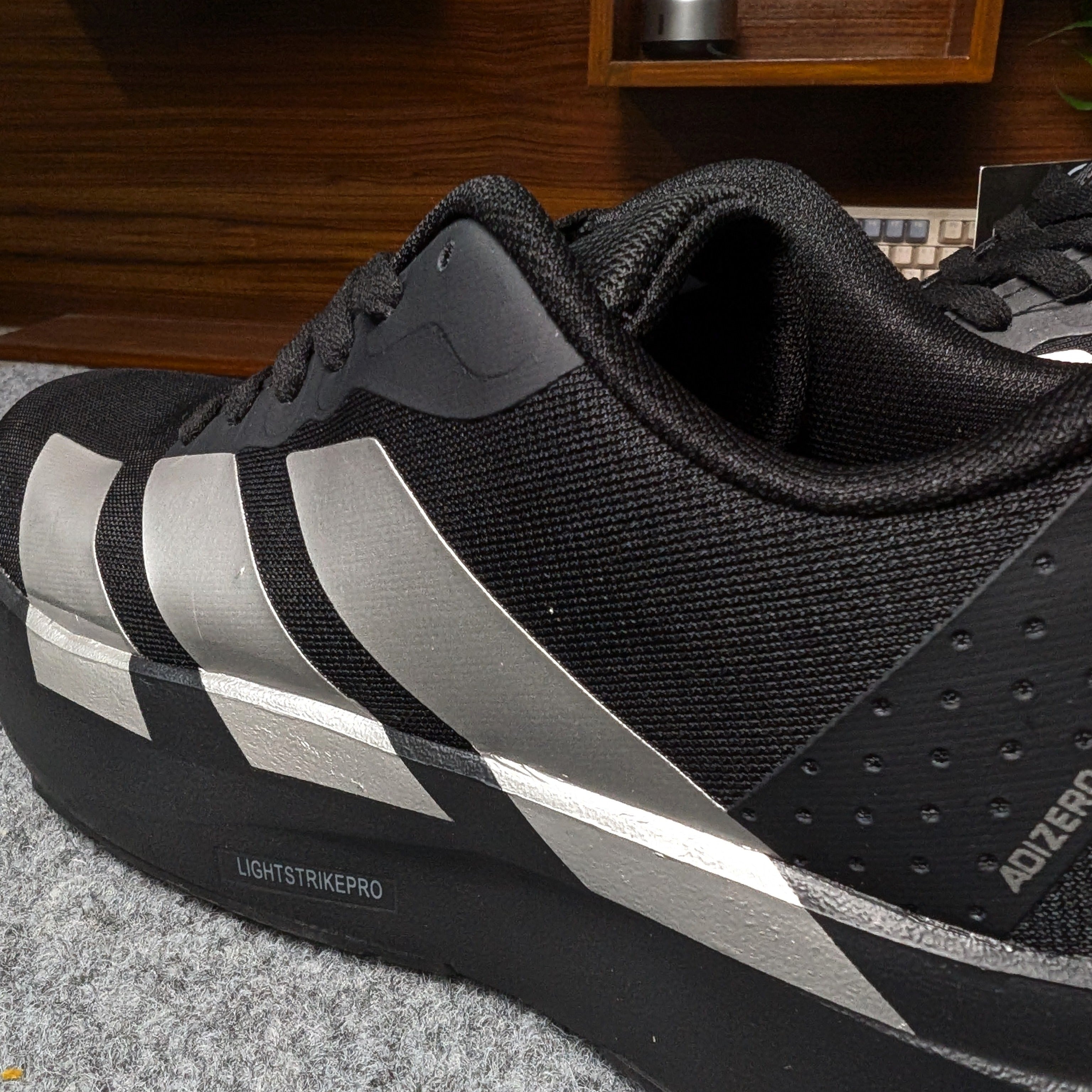 Adizero Adios Pro 4 Core Black Iron Metallic OEM grade